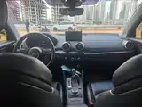 Photo 6 - Audi Q2L