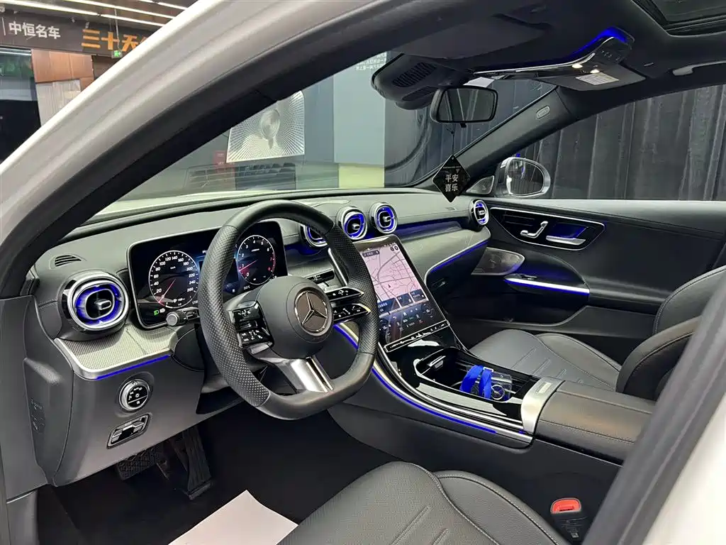 Mercedes-Benz C-Class 2023 Facelift C 260 L Sport Edition фото 18