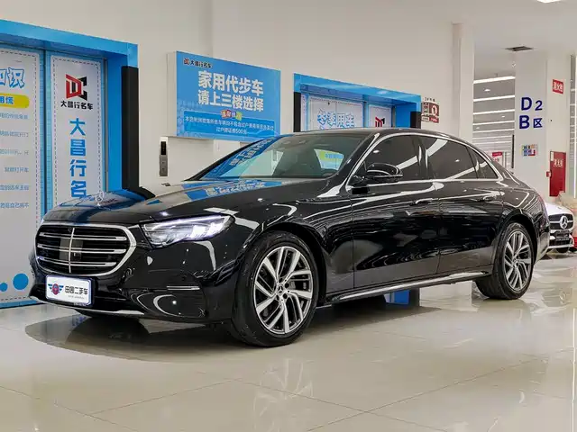 MERCEDES-BENZ E CLASS