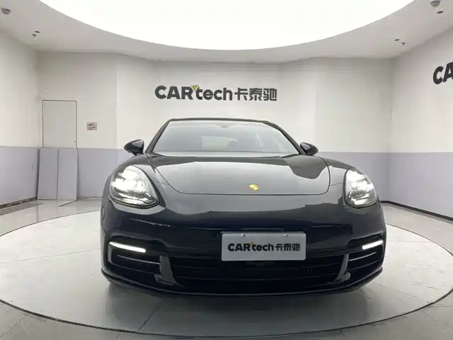 Porsche Panamera 2019 Panamera Executive Long Wheelbase 2.9T — фото 3