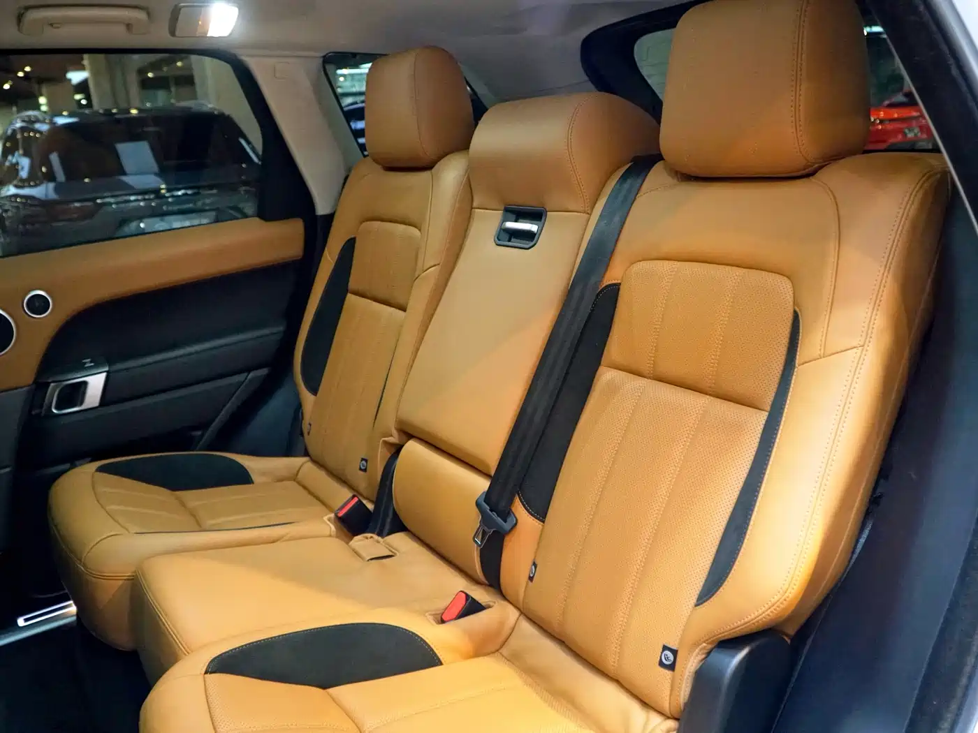 Land Rover Range Rover Sport 2020 3.0 L6 HSE DYNAMIC фото 4