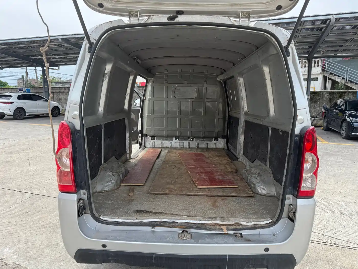 Wuling Motors Wuling EV50 2021 2021 Van Logistics Vehicle with Lishen 41.6kWh Tongyu Electronic Control