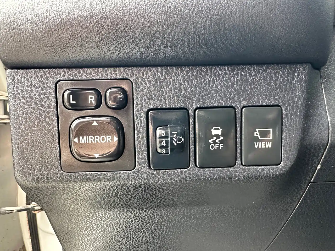 Toyota RAV4 Rongfang 2018 2.0L CVT 2WD Trend X Edition фото 17
