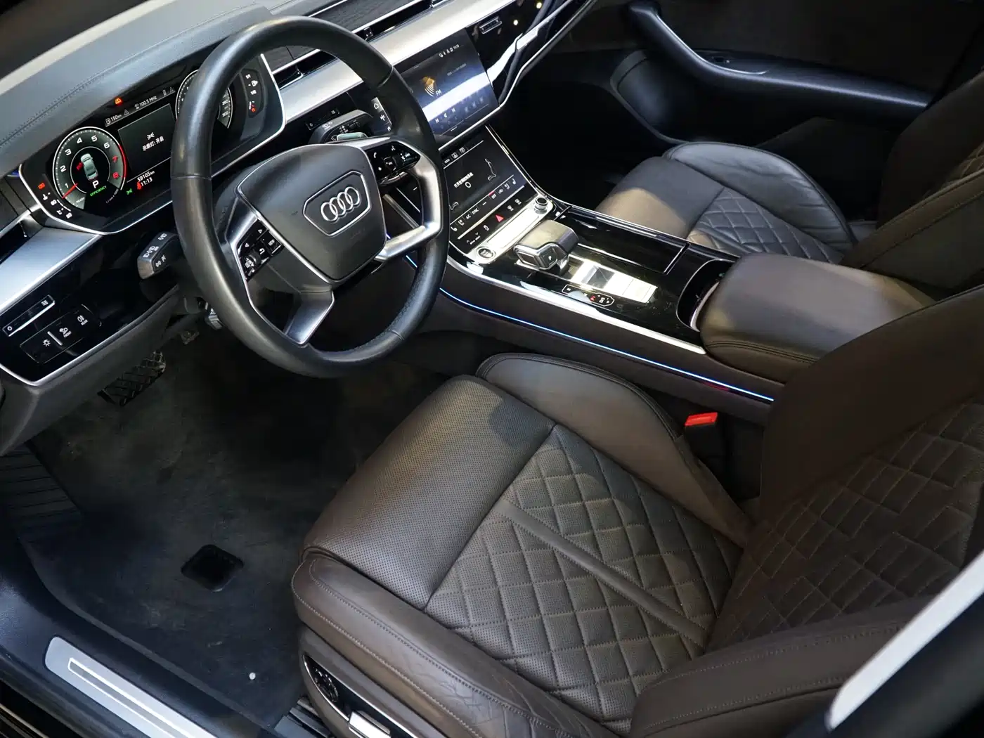 Audi A8 2022 A8L 50 TFSI quattro Comfort Collector's Edition фото 7