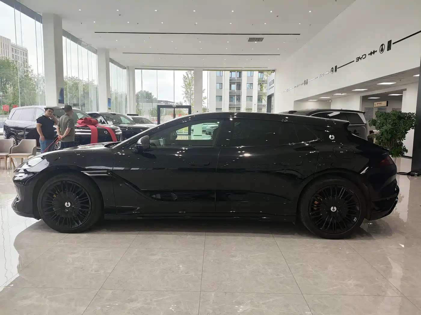 Denza Z9GT 2024 2024 1100 AWD Ultra Edition