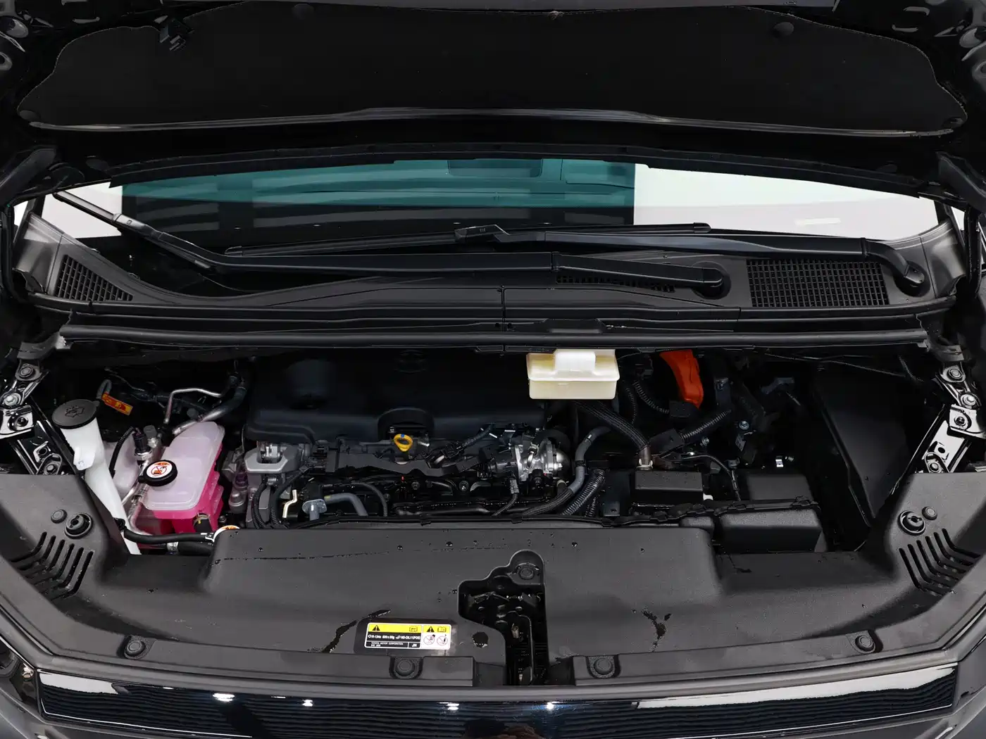 Toyota Vellfire 2024 Crown Hybrid 2.5L Executive Premium Edition фото 11