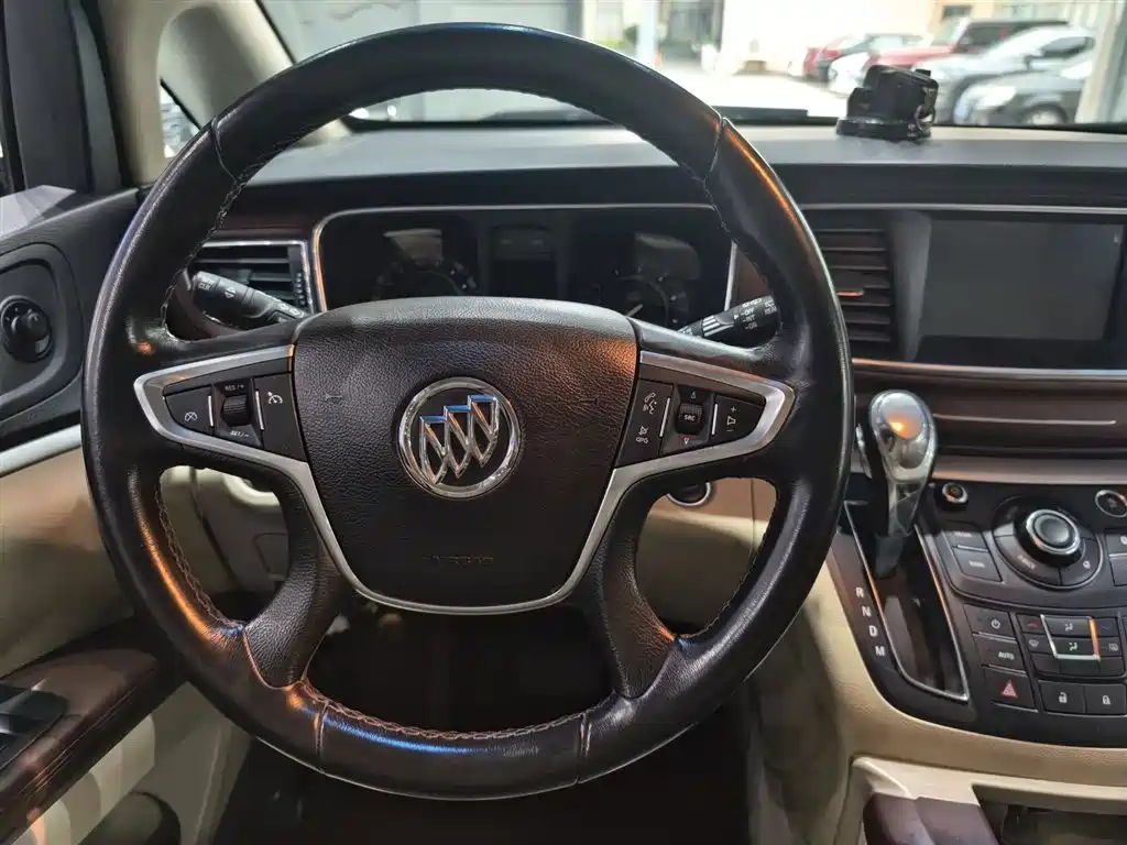Buick GL8 2018 28T Luxury Model China VI фото 7
