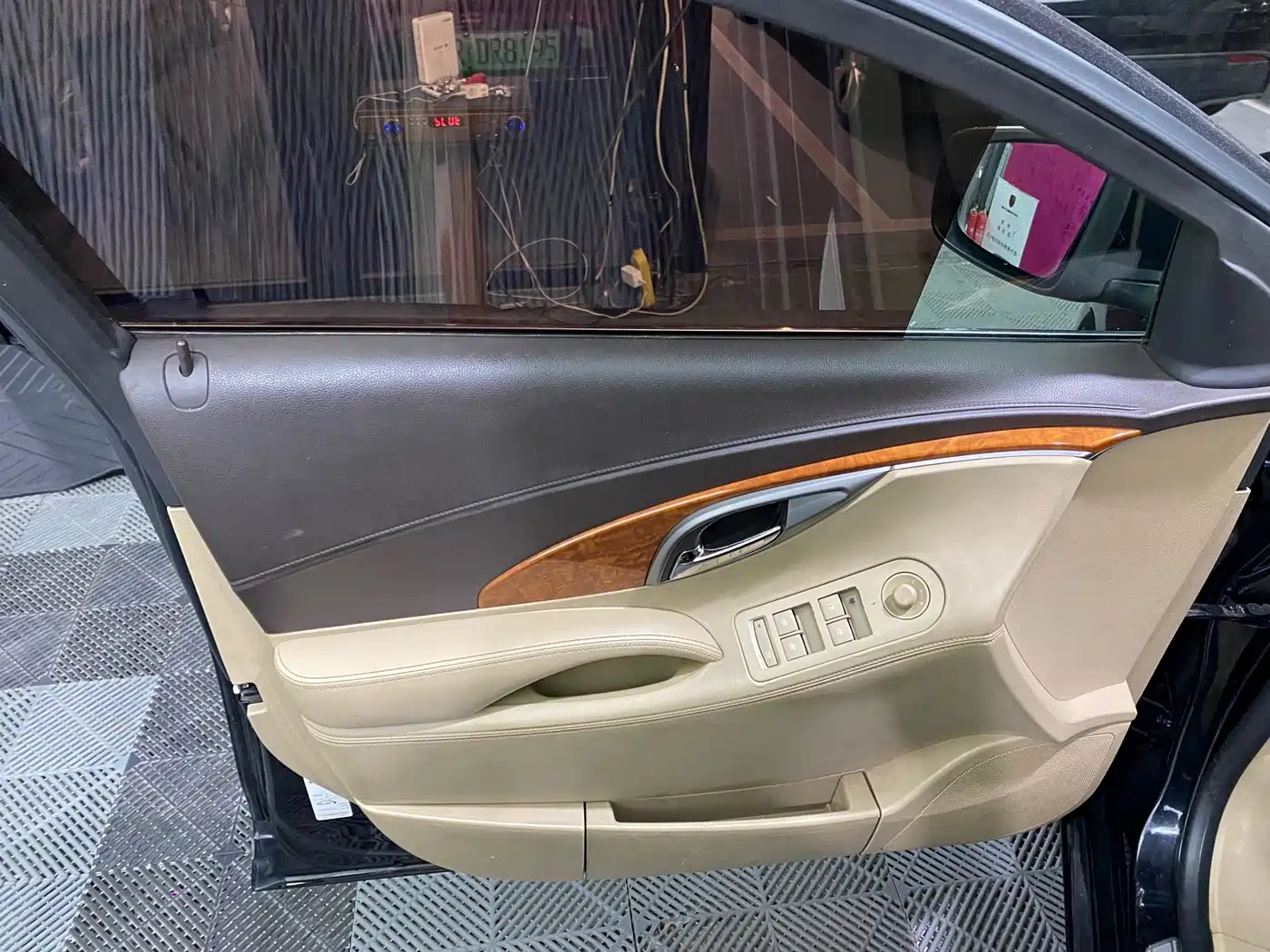 Фото 8 - Buick LaCrosse