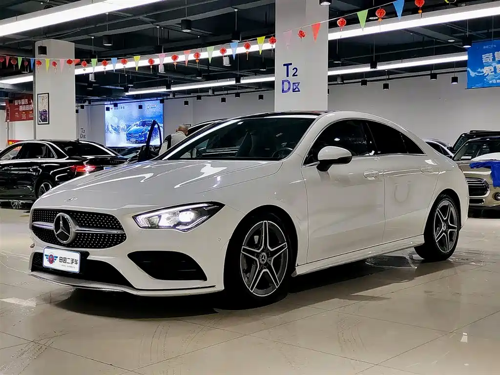 MERCEDES-BENZ CLA