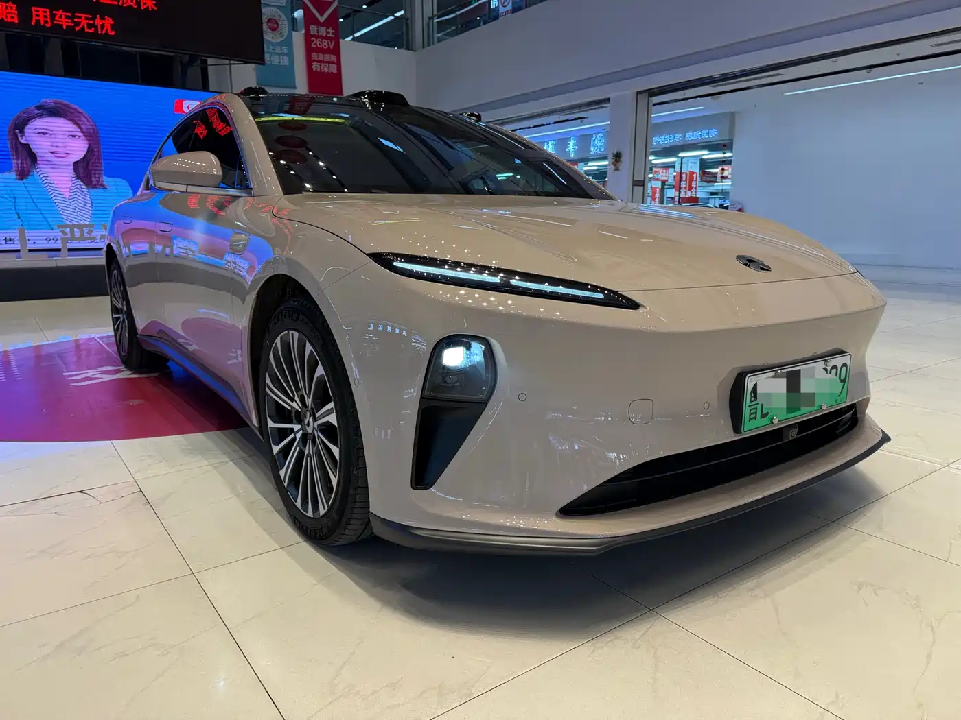 NIO NIO ET5