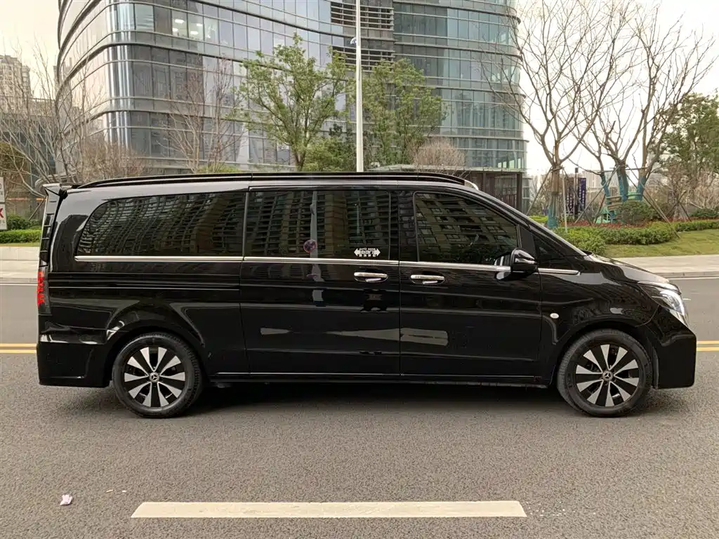 Mercedes-Benz Vito 2024 2.0T Elite Edition 7-Seater фото 9