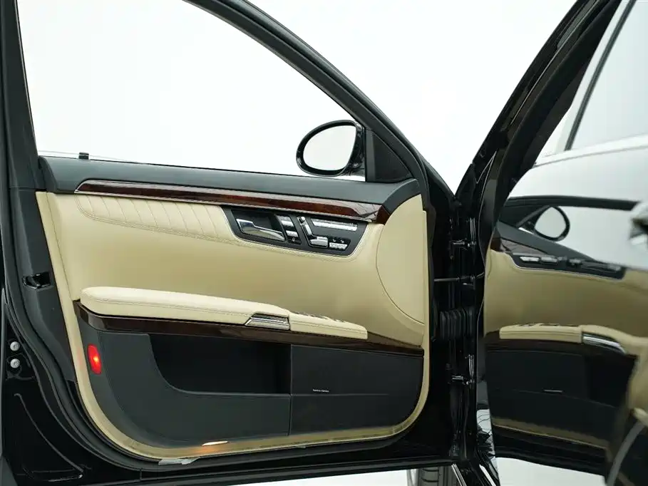 Mercedes-Benz S-Class 2008 Model S 600 L фото 12