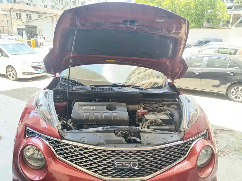 Infiniti ESQ 2018 2014 1.6L Free Edition
