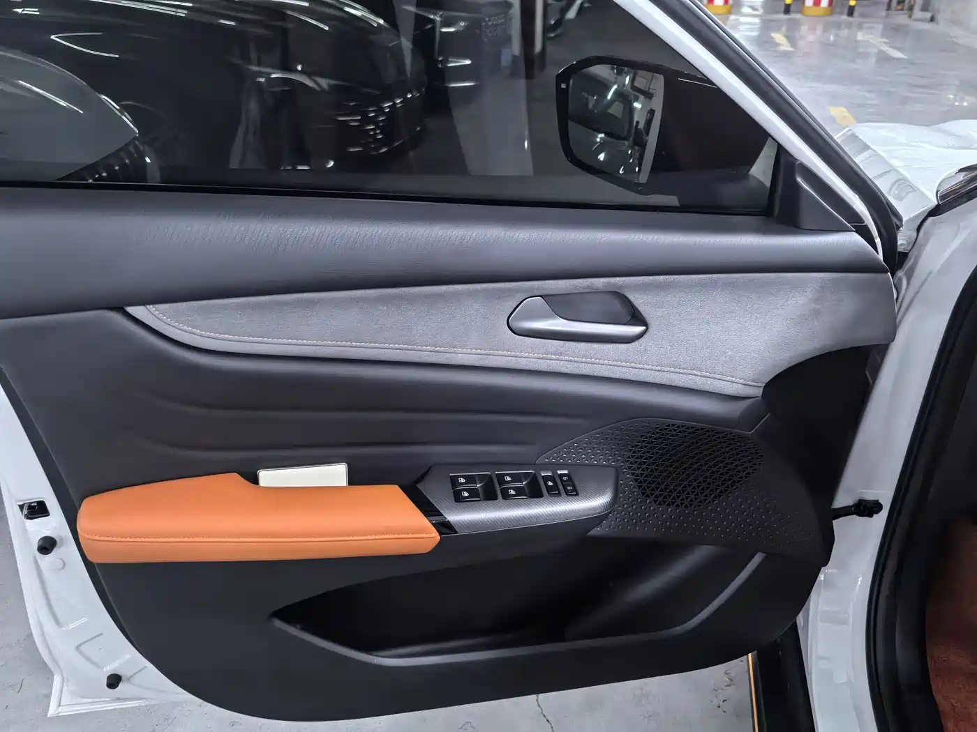 Changan UNI-V 2026 2025 1.5T 500Bar Premium Sport Model