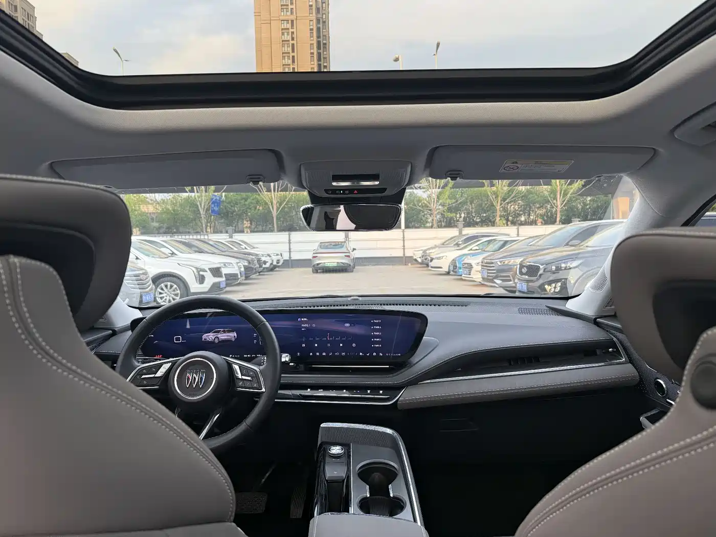 Buick E5 2023 Premium Standard Range Edition фото 8
