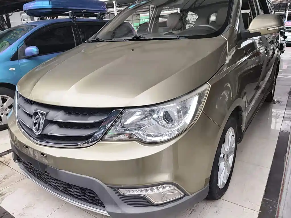 Baojun 730 2015 2014 1.5L Manual Comfort ESP Edition 7-Seater