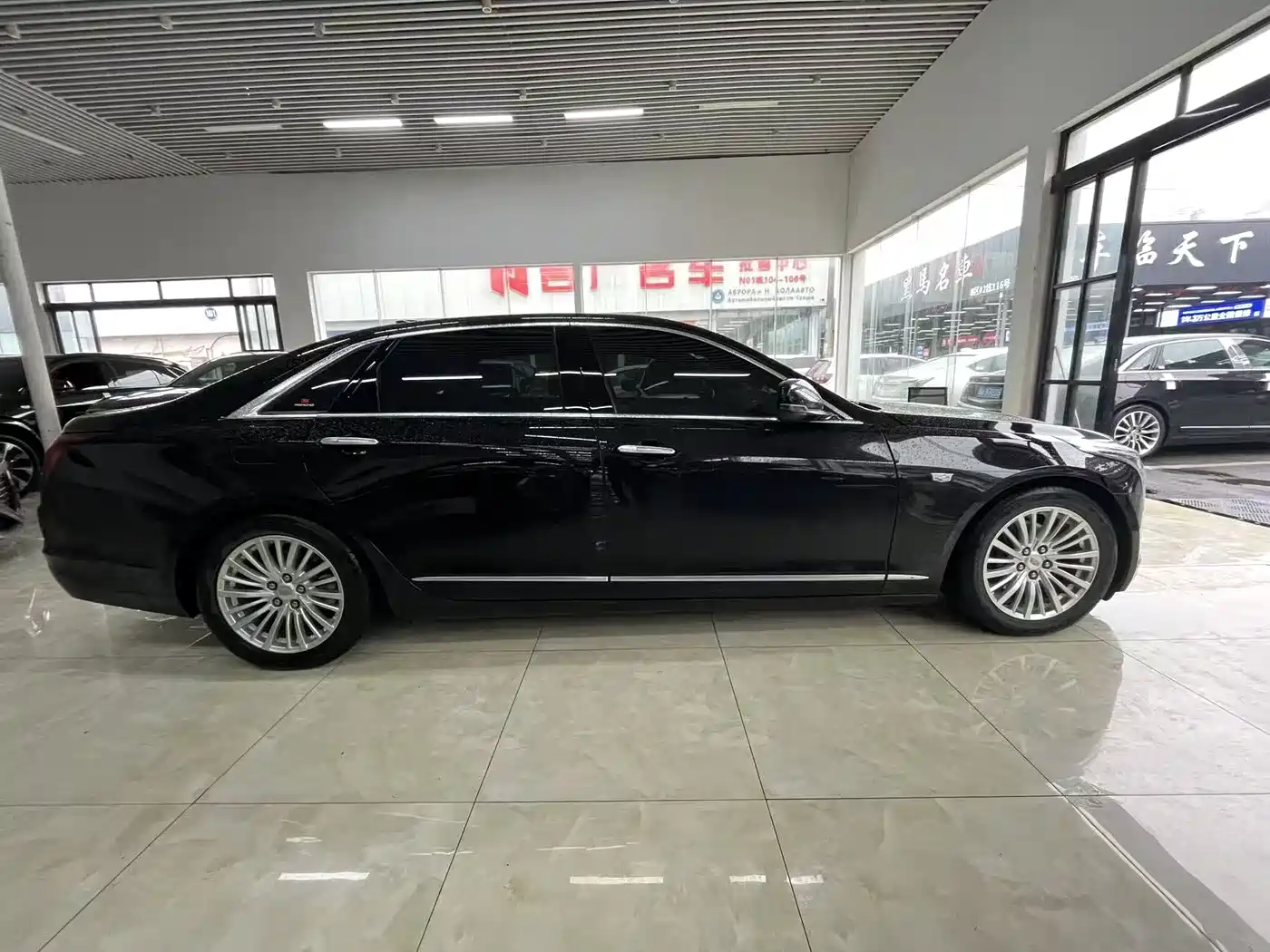 Cadillac CT6 2019 28T Luxury Model фото 14
