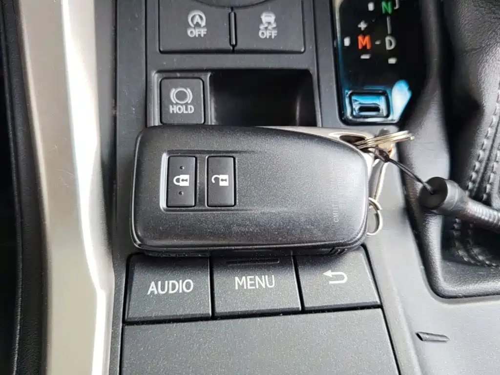 Фото 9 - Lexus NX