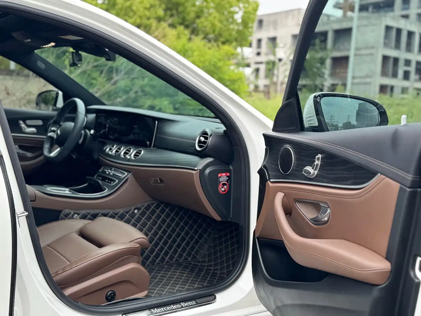 Mercedes-Benz E-Class 2021 Facelift E 260 L Sport фото 12