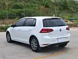 Фото 24 - Volkswagen Golf