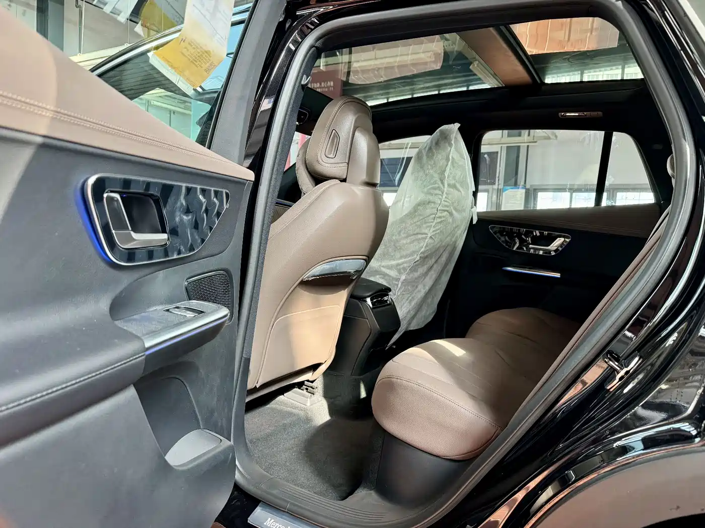 MERCEDES-BENZ EQE SUV