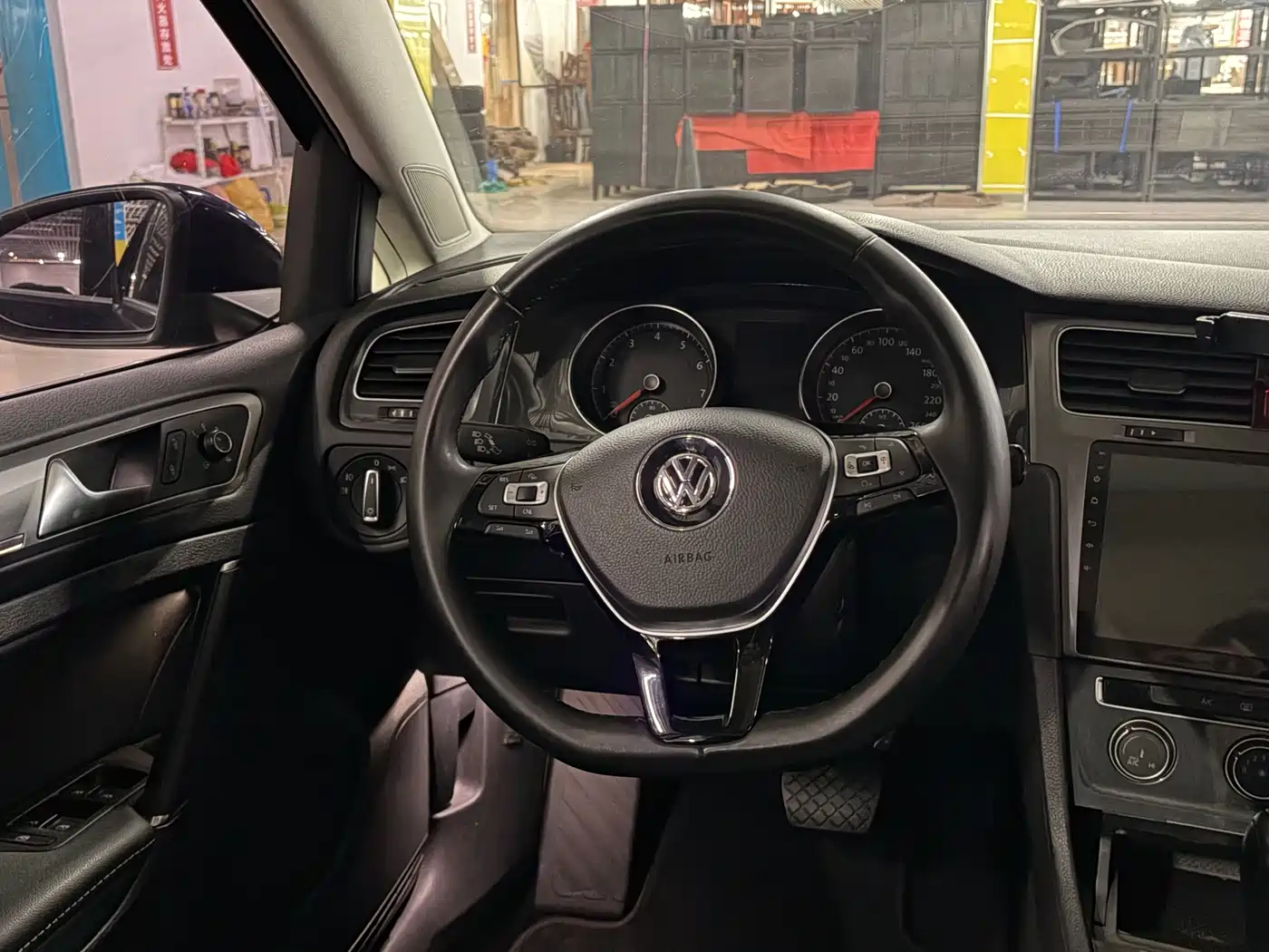 Volkswagen Golf 2018 230TSI Automatic Comfort фото 9