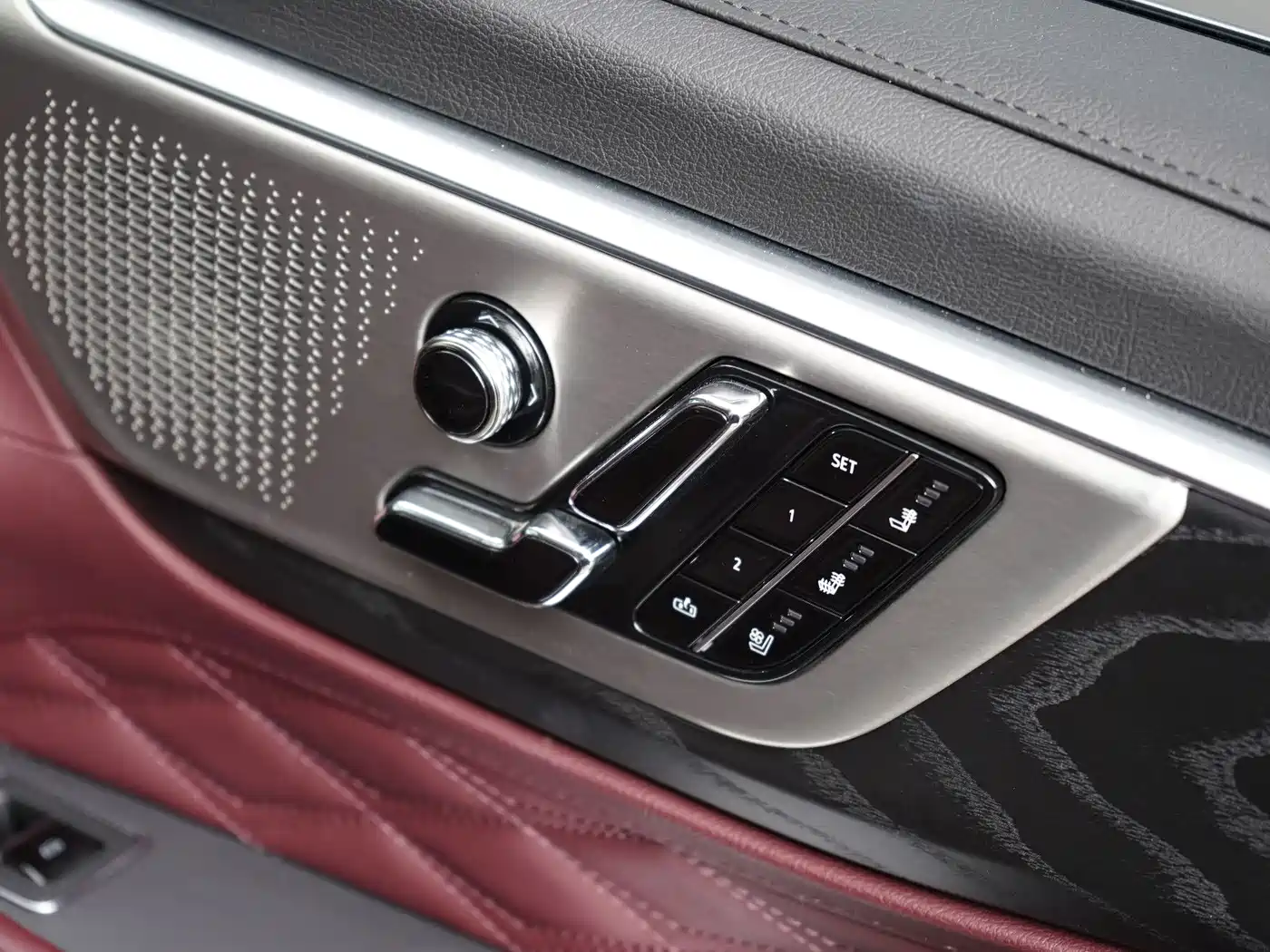 Cadillac CT6 2024 2023 28T Platinum Model
