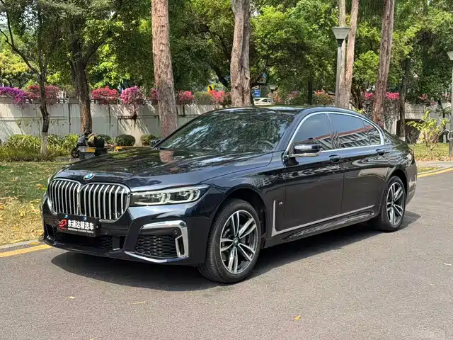BMW 7 SERIES