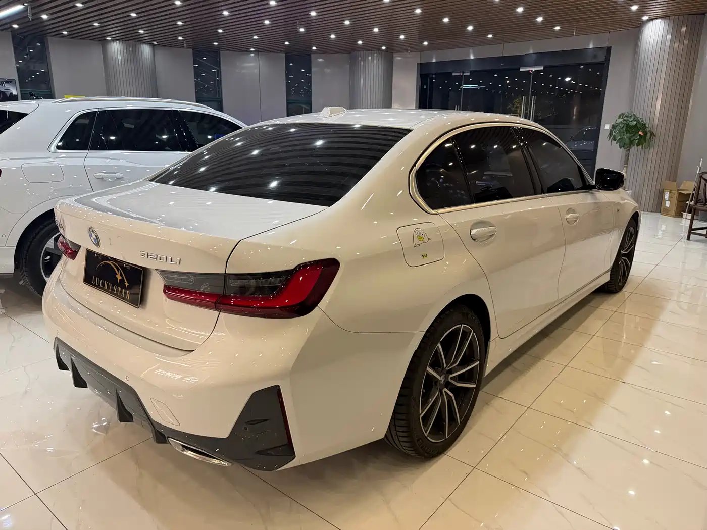 BMW 3 Series 2023 320Li M Sport Package фото 5
