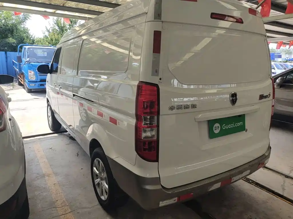 Jinbei New Hiace S 2024 2023 1.5L Fortune Van 2/5-seater Non-AC Version SWC15M