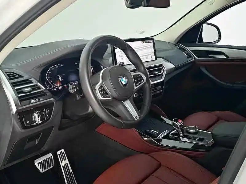2025 BMW X4