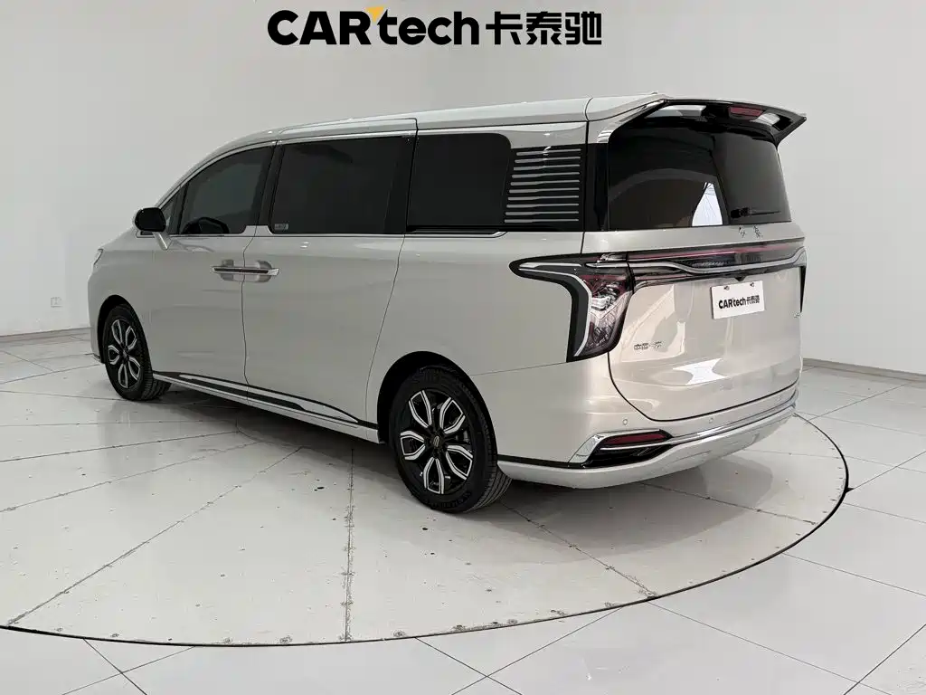 Hongqi HQ9 2023 2023 2.0T Smart Connect Flag Enjoy Edition