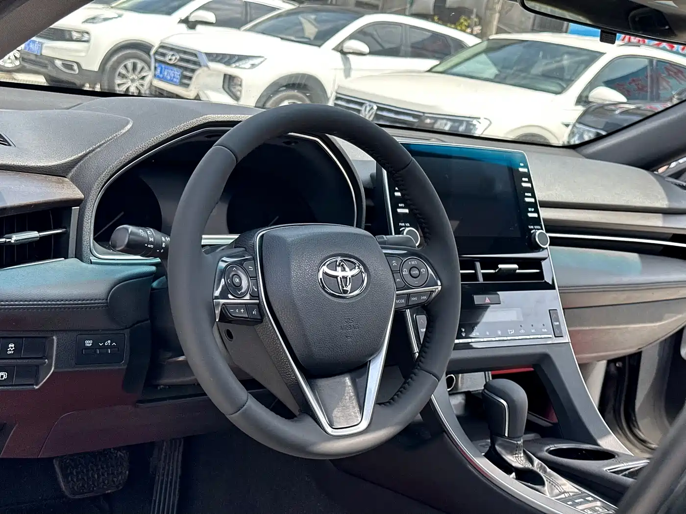 Toyota Avalon 2021 2.5L Luxury Edition фото 17