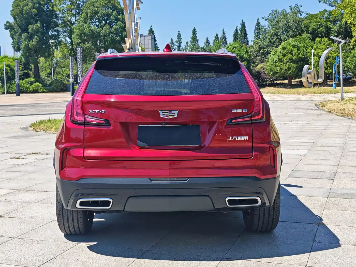 Cadillac XT4 2025 2024 28T 2WD Luxury