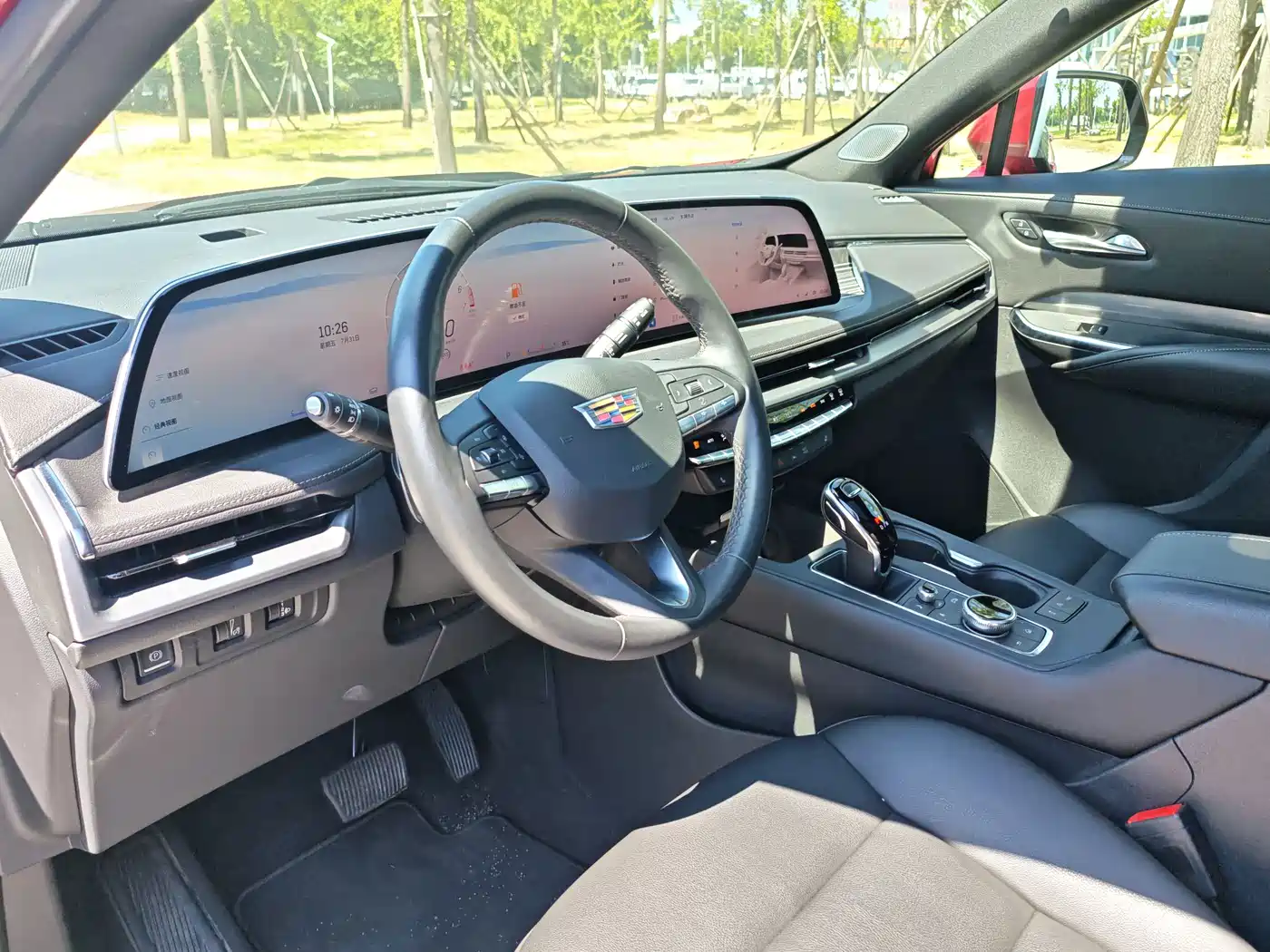 Cadillac XT4 2025 2024 28T 2WD Luxury