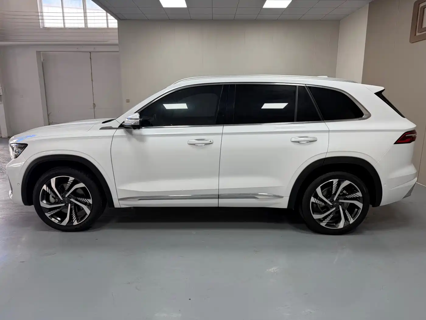 GEELY AUTOMOBILE XINGYUE L