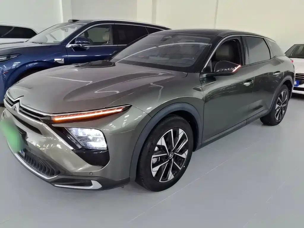 2024 Citroën Versailles C5 X