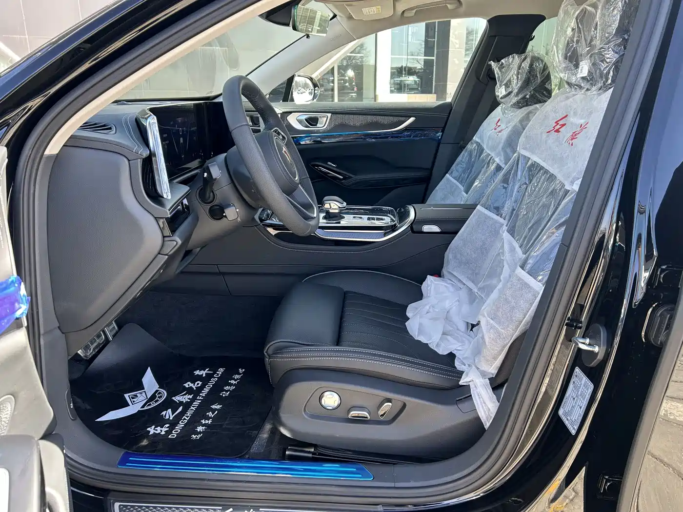 Hongqi H9 2025 2.0T 2WD Qixiang Luxury Business Edition 5-seater фото 14