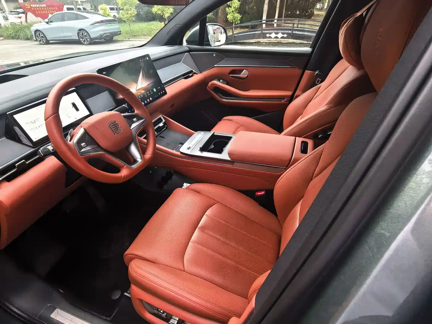 BYD Tang L 2025 2025 DM 175KM Drone Player Edition