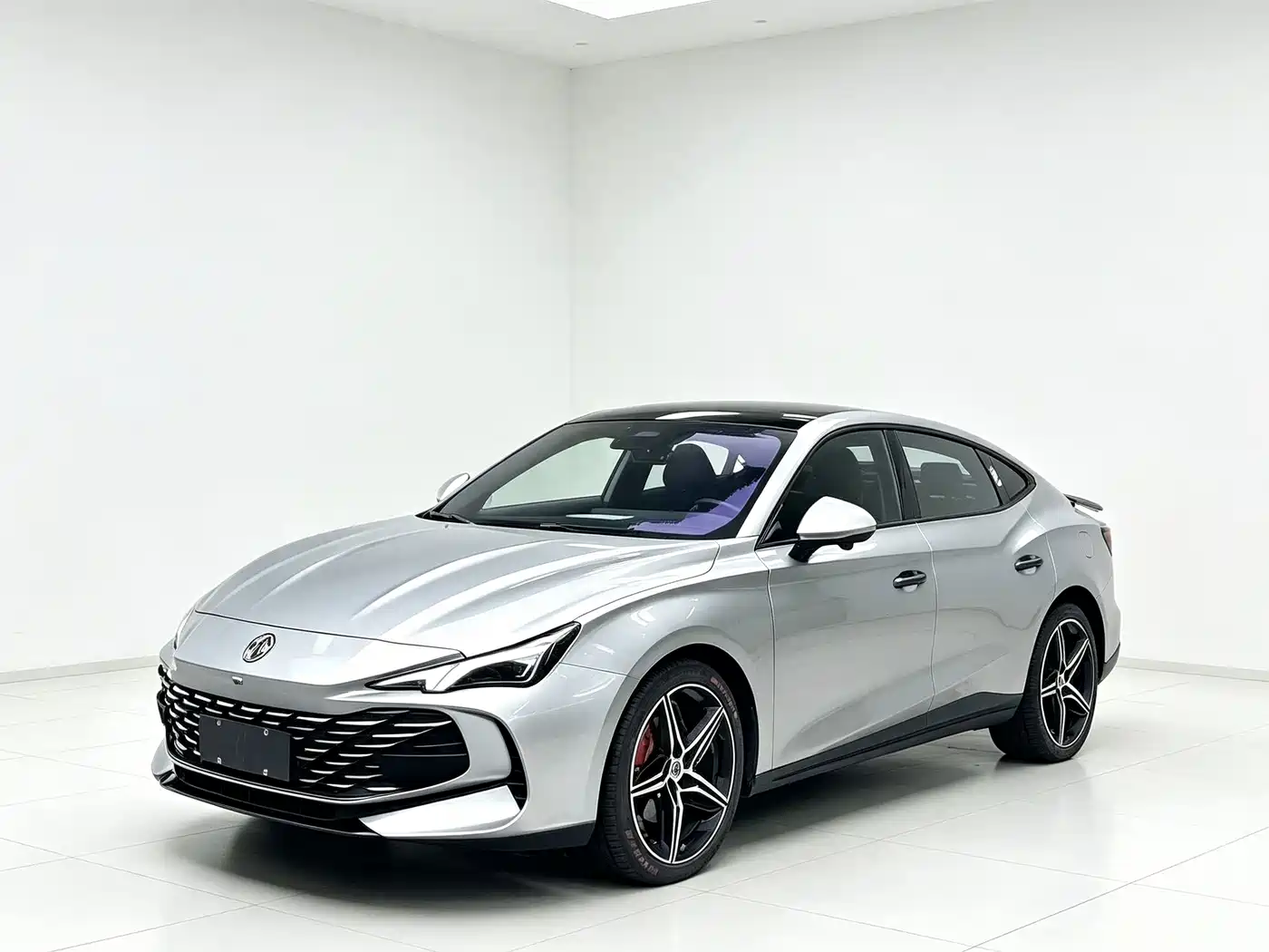 MG MG7 2023 — пригон из Китая