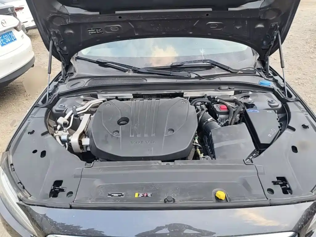 Photo 20 - Volvo S90