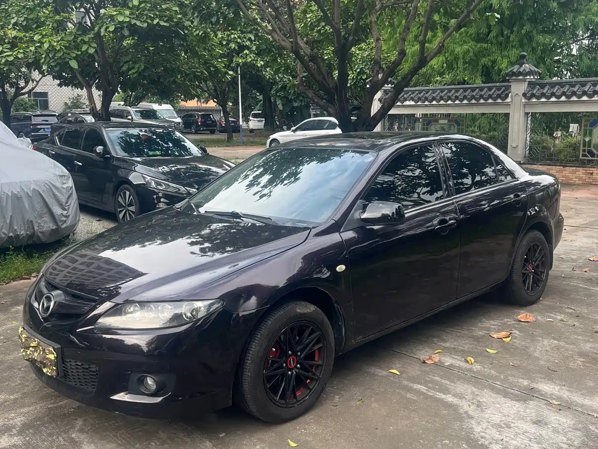 Фото 1 - Mazda 6