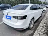Photo 3 - Volkswagen Lavida