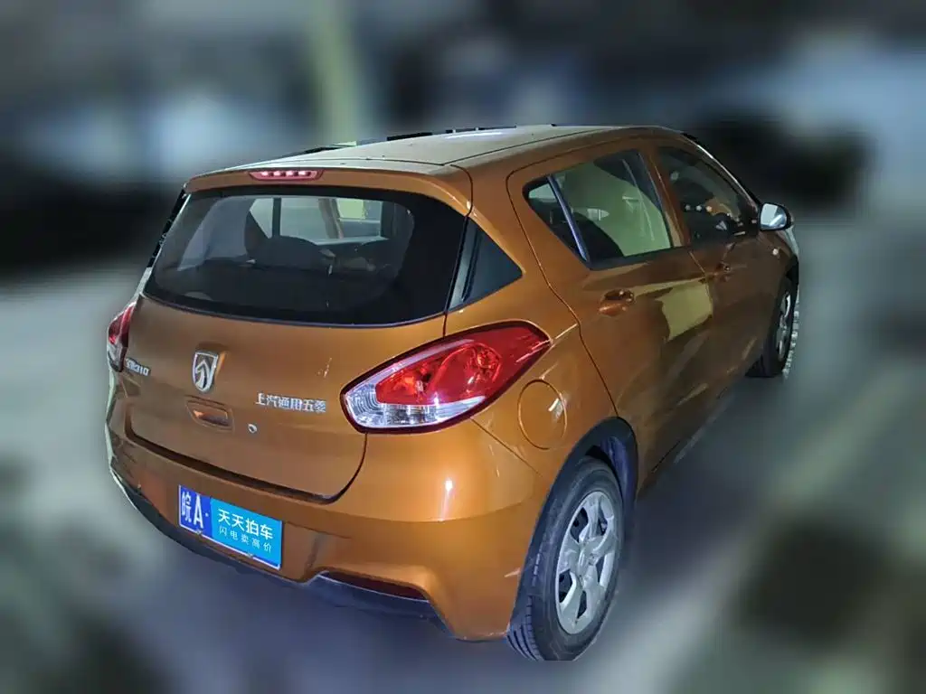 Photo 5 - Baojun 310