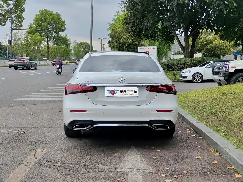 Mercedes-Benz E-Class 2023 E 260 L Sport фото 5