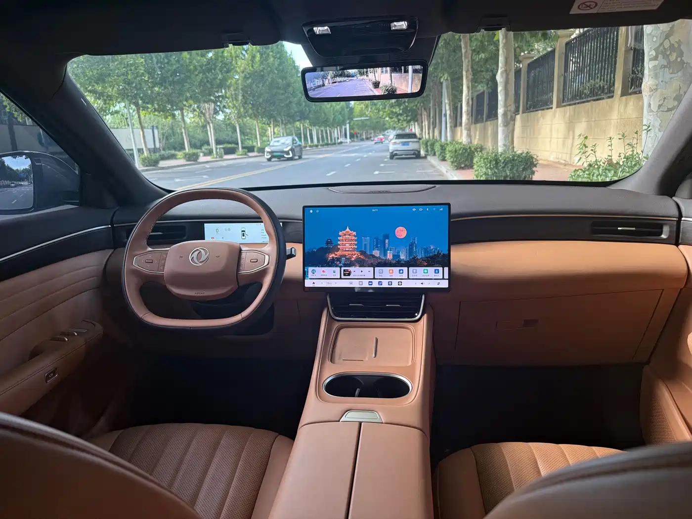 Dongfeng Aeolus L8 2025 2025 Plug-in Hybrid