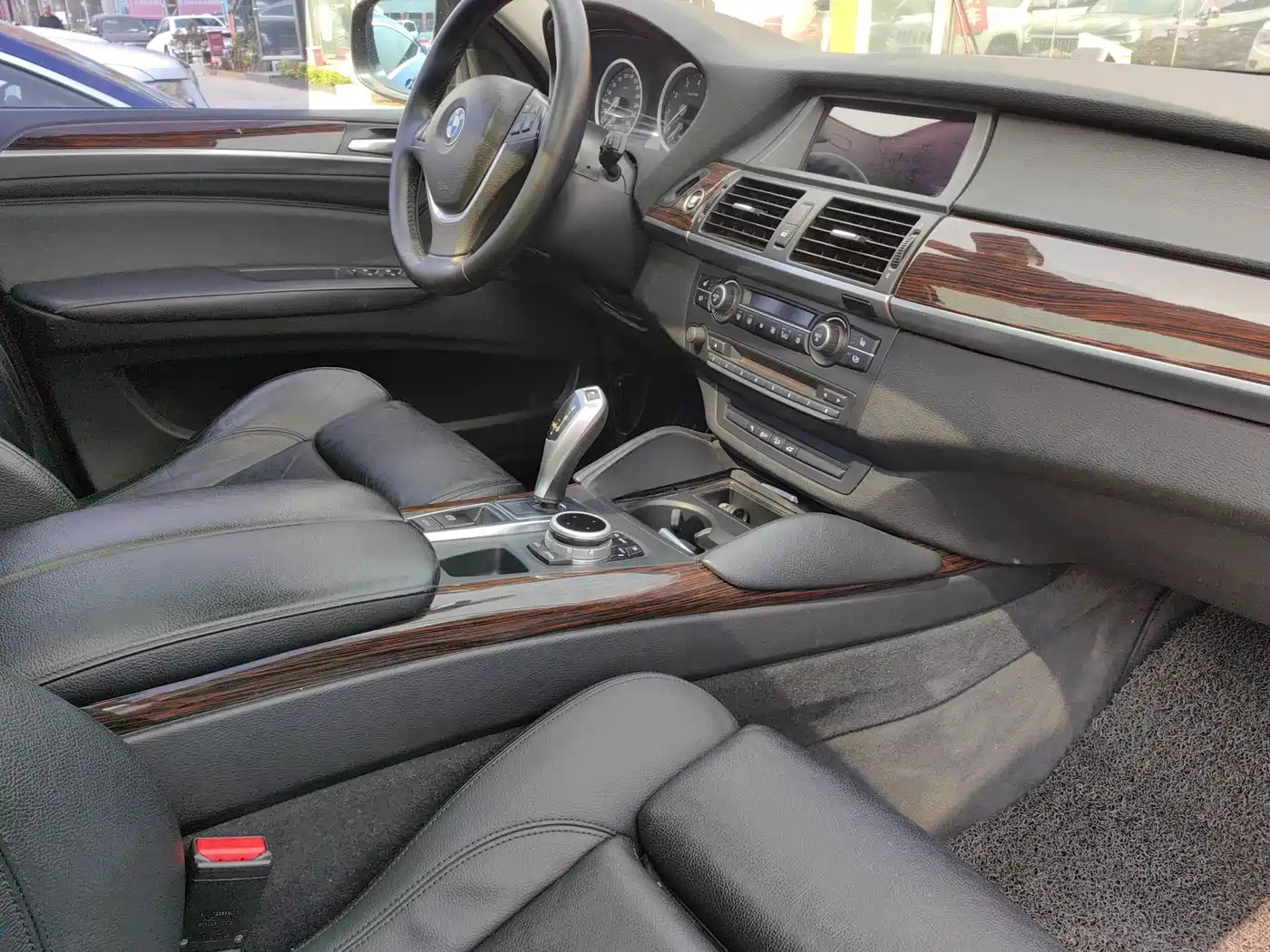 BMW X6 2012 xDrive35i фото 9