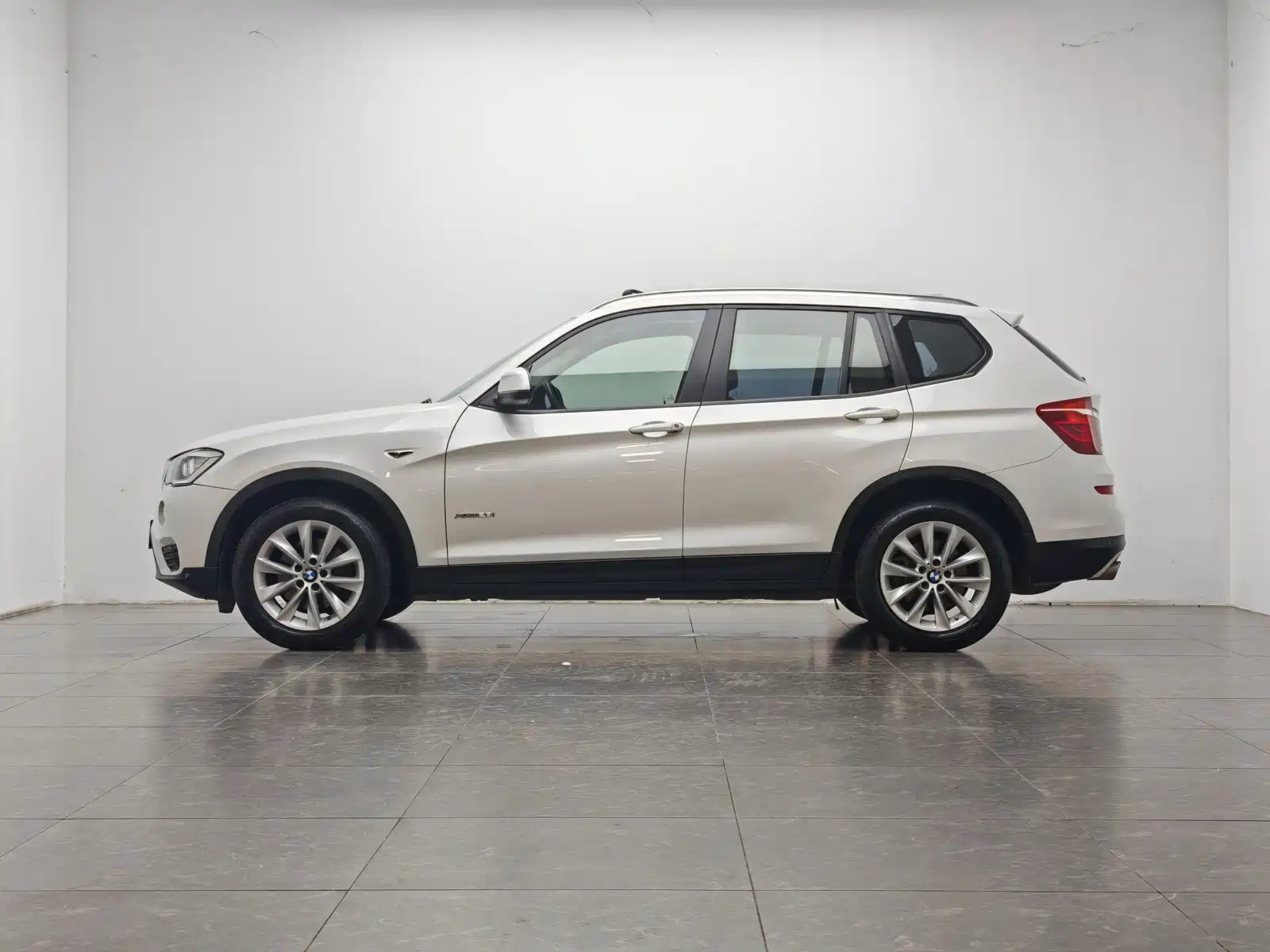 Photo 10 - BMW X3 (Import)