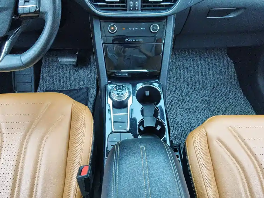 Ford Escape 2021 2020 EcoBoost 245 2WD Premium Edition
