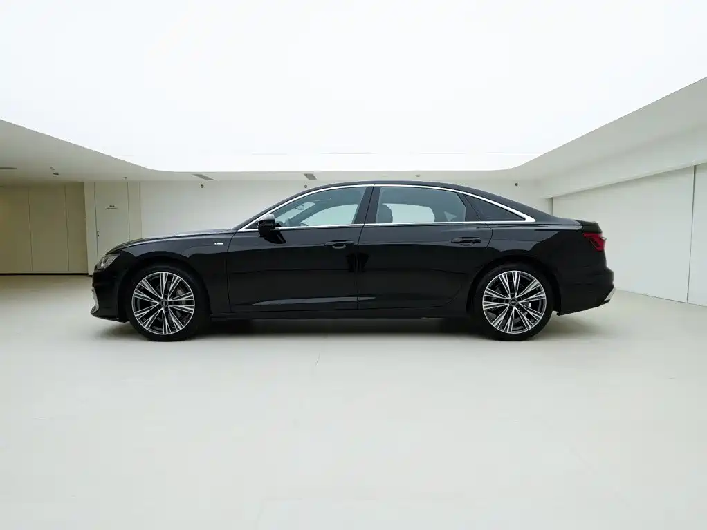 Photo 4 - Audi A6L